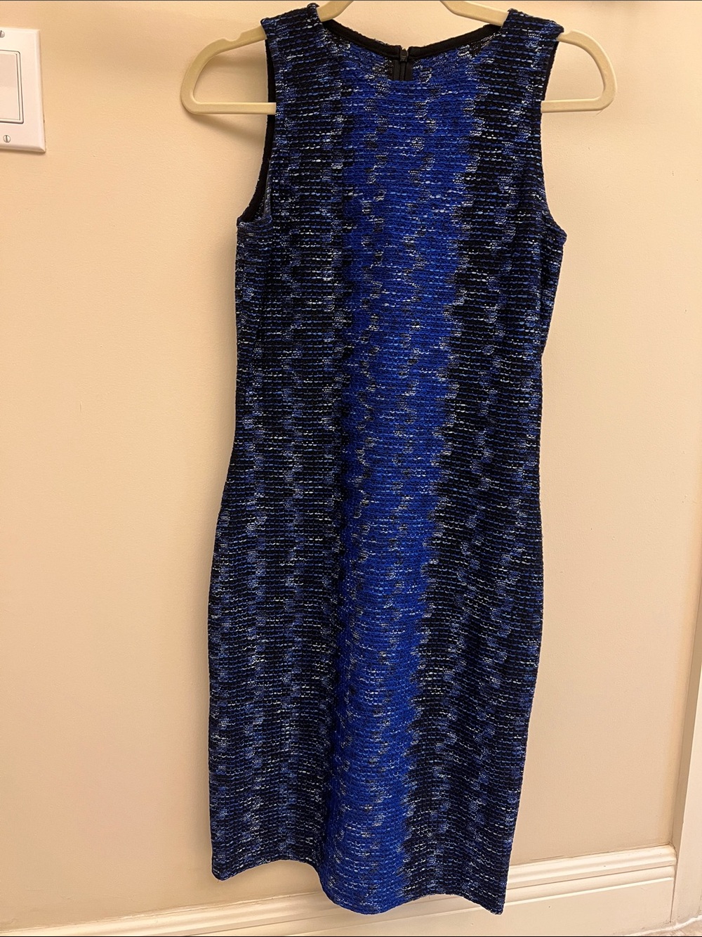 St. John Royal Blue and Black Patterned Sleeveless Sheath Dress